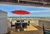 Apartamento Nautical Beachfront Condo With Deck And Ocean Views!