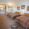 Hotel Bullwinkles Rustic Lodge