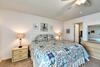 Apartamento Emerald Isle Condo With Pool And Ocean Views!
