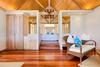 Hotel Little Polynesian Resort