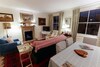 Attractive Chelsea Apartment Sleeps 4