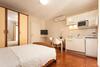Hostal Apartments Alice