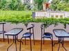 Hotel Oyo 90828 Ara Guest House