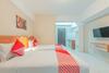 Hotel Vaccinated Staff - Oyo Flagship 750 Mont Blanc