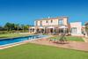 Villa Rural de Lujo La Torre de Aumallia