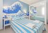 Seaview Modern Beach Apartment