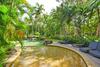Cairns Golden Sands Beachfront Apartments