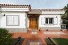 Villa Cosmos Chalet Con Gran Piscina Y Jardin Privado