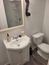 Hostal Adorable Studio Basement Apartment In South Barrie