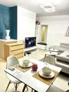 Modern Apartment At Train Station