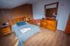 Cottage With Jacuzzi And Fireplace In The Room