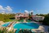 Villa Coral Bay View, Walking Distance To The Beach!