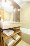 Deluxe Apartment San Julian With Parking