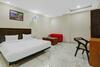 Townhouse 83731 Hotel Bliss