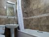 Hostal Beachfield Hotel
