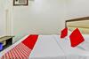 Oyo Flagship 84727 Hotel Shiva Residency