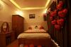 Ves - Pa Luxury Hotel