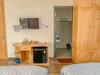 ??ng Ti?n Hotel ?� L?t