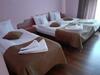 Hostal Casa Leucian