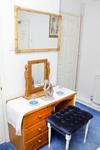 Hostal Da Vinci Guest House - Bed And Breakfast (gatwick)