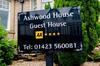 Hostal Ashwood House