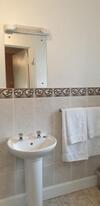 Hostal Moray Park Guest House