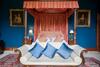 Hostal Cambo House