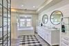 Luxe Omaha Home With Yard - 3 Mi To Downtown!