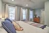 New! Renovated 2 Bed 2 Bath Apartment Downtown