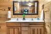 Timberwolf Vista W Hottub Pool Resort View
