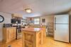 Well-appointed Onalaska Cabin - Walk To Lake!