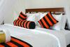 Bed & Breakfast Duet Hearts