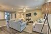 Bright Jacksonville Townhome 3 Mi To Beach!