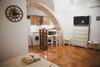 Home 5 - Fra Leone