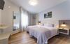 Hostal Pensi�n Casa Elena ***