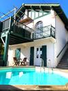 Villa Maison Basque Aiguillon Piscine Jardin Terrasse