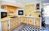Four-bedroom Holiday Home In Uzes