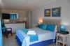 Hostal Sondela Bed & Breakfast