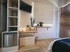 Hostal Le Bezz Guesthouse