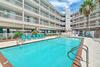 Apartamento Beachside Getaway With Pool - Step-free Access!