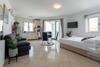 Hostal Apartments Jakic 1