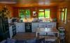 Lakeside Swallow Lodge - Private Hot Tub