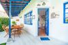 Fabulous Bungalow , Wifi, Swimming Pool And Beach