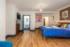 Hostal 144 Lower Cheltenham Place