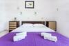 Hostal Aga Beach Suites