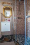Mini Sakris�y Apartment
