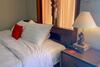 Hotel Reddoorz Near Mertasari Beach 2