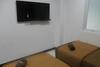 Hostal Mandastana Guest House And Kost