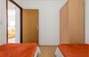 Nice Apartment In Stara Novalja With 2 Bedrooms