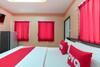 Hotel Vaccinated Staff - Oyo 1166 Train Way Resort